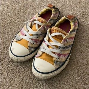 Converse Shoreline slip ons